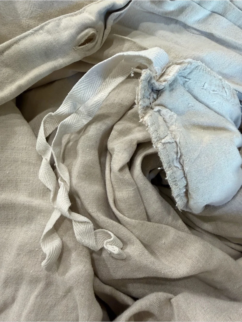 Pottery Barn KING 4-Piece DUVET Bed Set, Linen and Ruffles